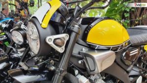 Motor-Yamaha-XSR155-Modifikasi-Katros-Garage-Menarik-Perhatian-Orang-Singapura