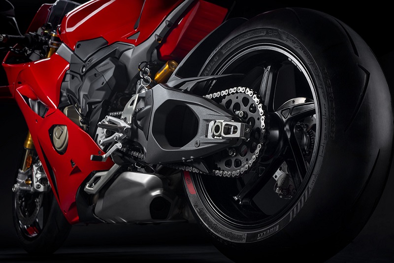 Ducati Perkenalkan Panigale V4 S di Indonesia dengan Harga Rp 1,2 Miliar (3)