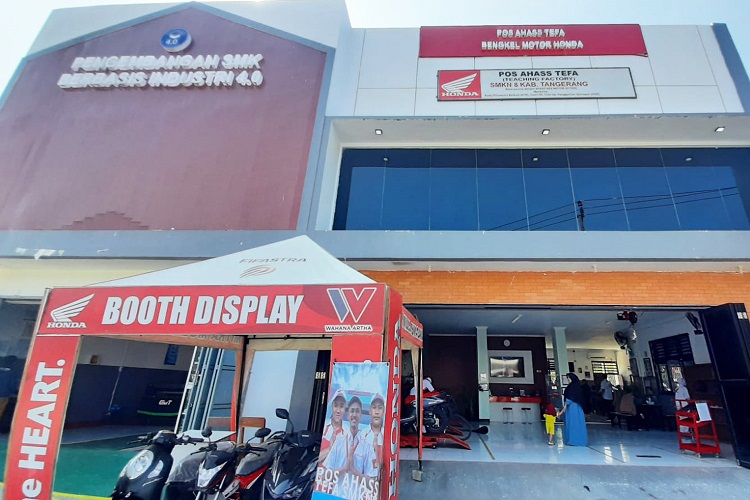 Teaching Factory Cara Wahana Honda Dukung SMK Binaan (3)