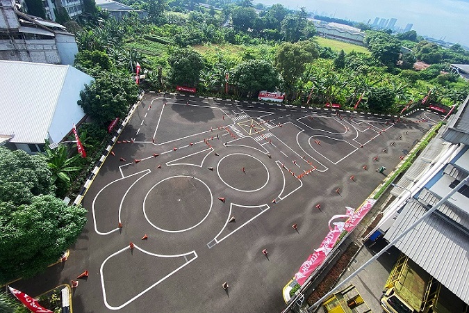 Wahana Dorong Budaya Aman Berkendara lewat Fasilitas Safety Riding (2)