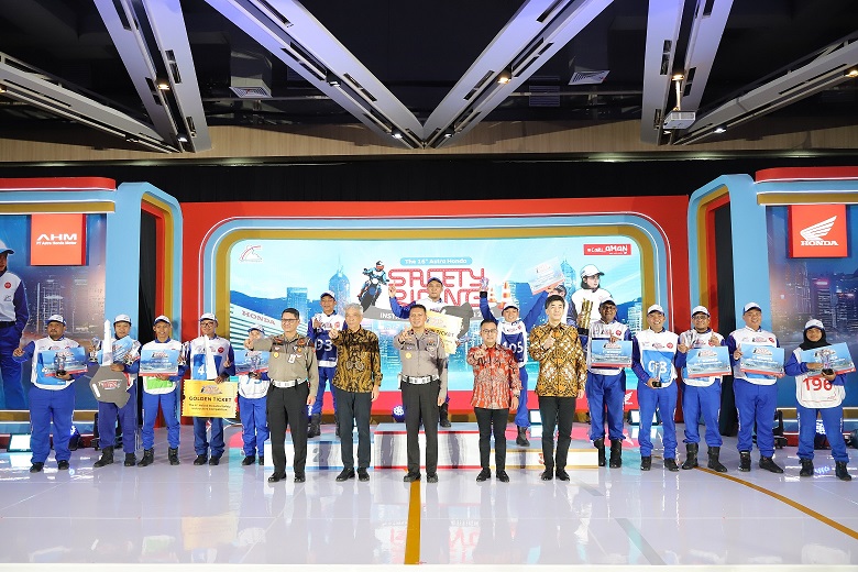 Gas Pol Edukasi! Para Jawara Safety Riding Honda Adu Skill (4)