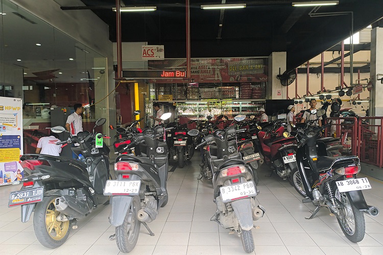 Juni Lebih Hemat! Matic Lo Butuh Sentuhan Sayang dari AHASS (2)