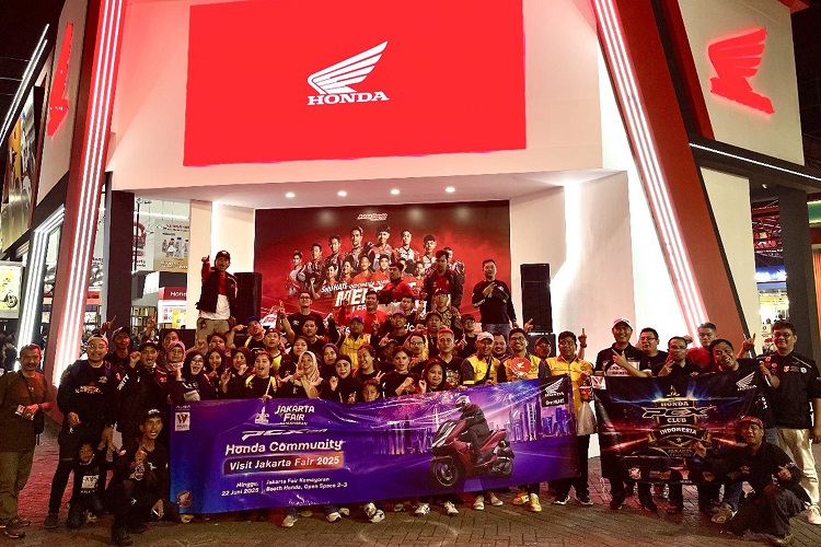 Wahana Honda Ajak Komunitas PCX Nobar MotoGP Italia & Kunjungi Booth di JFK 2025 (3)