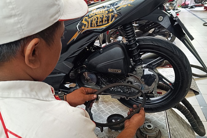 AHASS Tawarkan Paket Servis Spesial 17-an untuk Motor Honda (3)