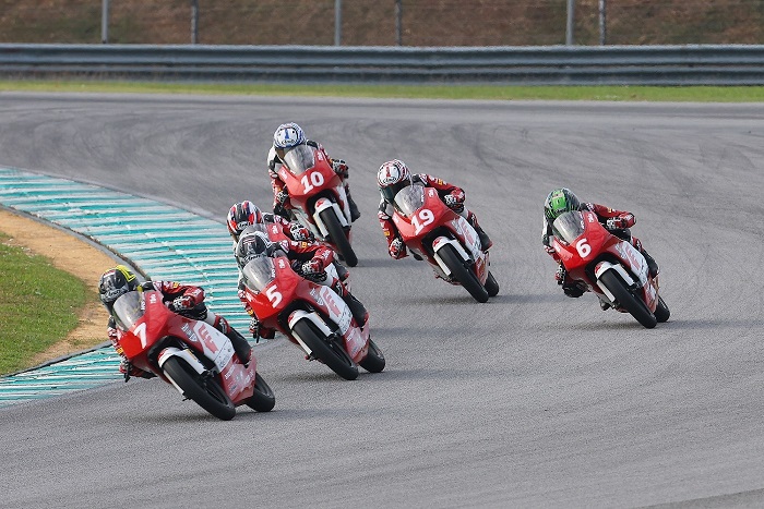 Prestasi Mentereng Pebalap Muda AHM di Sepang International Circuit (1)