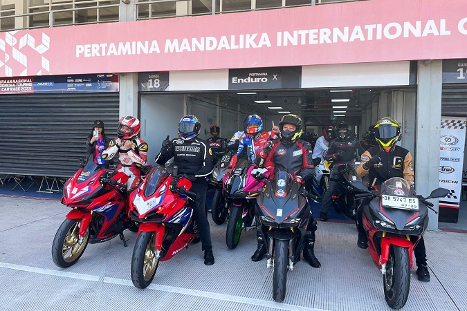 Komunitas Honda CBR Jakarta–Tangerang Rayakan 17 Agustus di Sirkuit Mandalika (2)