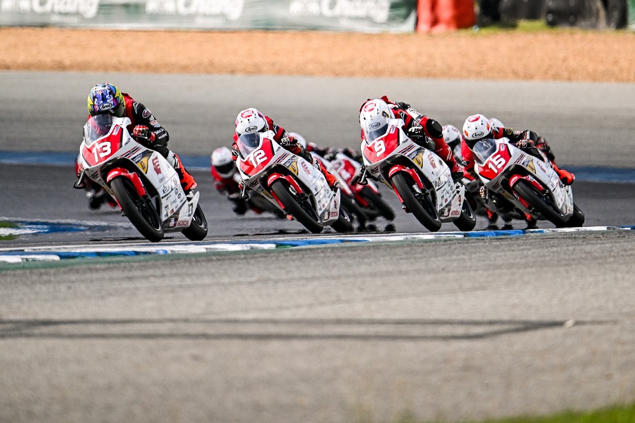 Pebalap Binaan AHM Harumkan Indonesia di Chang International Circuit (5)