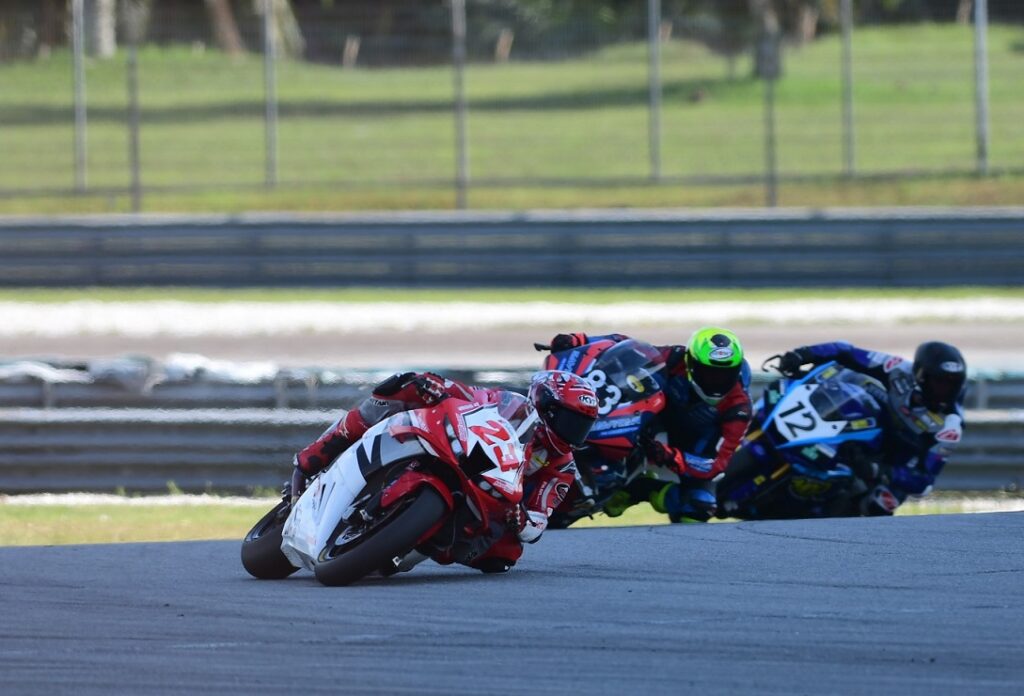 CBR Series Tak Terbendung, Astra Honda Gondol Tiga Podium di ARRC Malaysia (2)