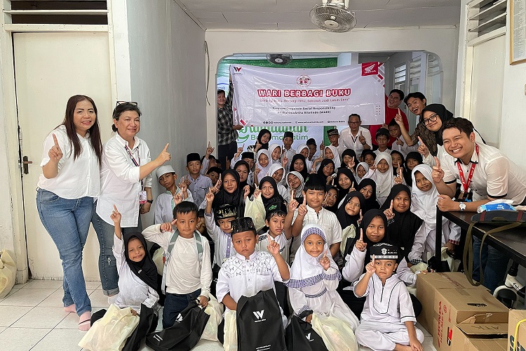PT WahanaArtha Ritelindo Wujudkan Kepedulian Lewat Program CSR WARI Berbagi Buku (1)