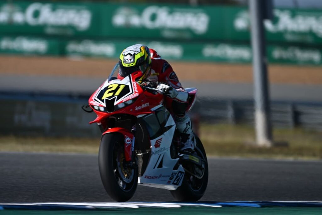 Honda CBR250RR Dominasi Asia Bukti Motor Sport 250cc Tercepat (2)