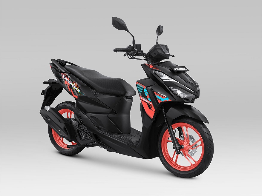 Street Style Hadir! Vario 125 Terbaru Siap Jadi Ikon Gaya Berkendara_Vario 125 Street Black Coral