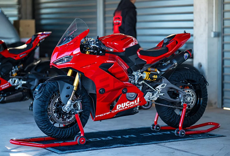 Akhirnya Kembali ke Atas Motor, Marc Marquez Akui Sangat Bahagia (18)