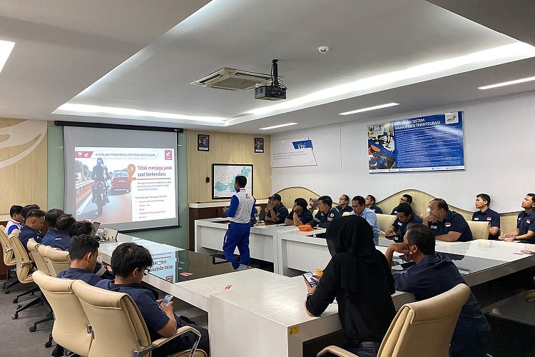 Komitmen Keselamatan Berkendara, WMS Jangkau 17.327 Masyarakat Sepanjang 2025 (1)