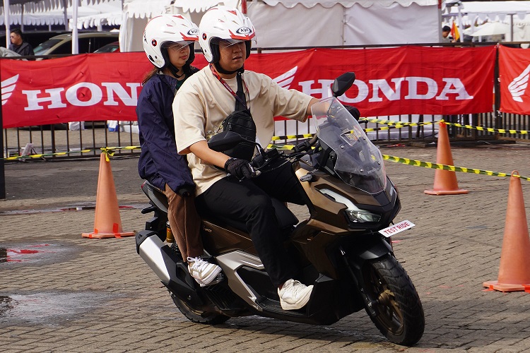 IIMS 2026 Dibuka, WMS Hadirkan Sensasi Berkendara dan Aktivitas Interaktif (2)