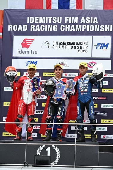 Kencang di Sepang, Pebalap Astra Honda Kibarkan Merah Putih di Podium (3)