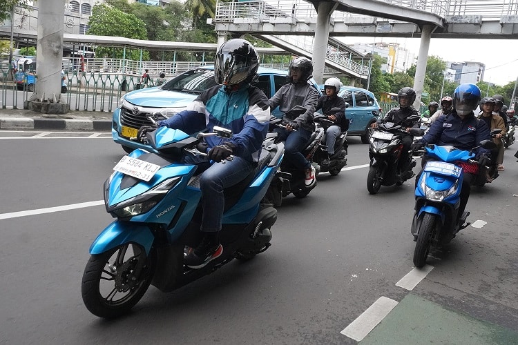 Saat Darurat di Jalan, Keselamatan Tetap Jadi Prioritas