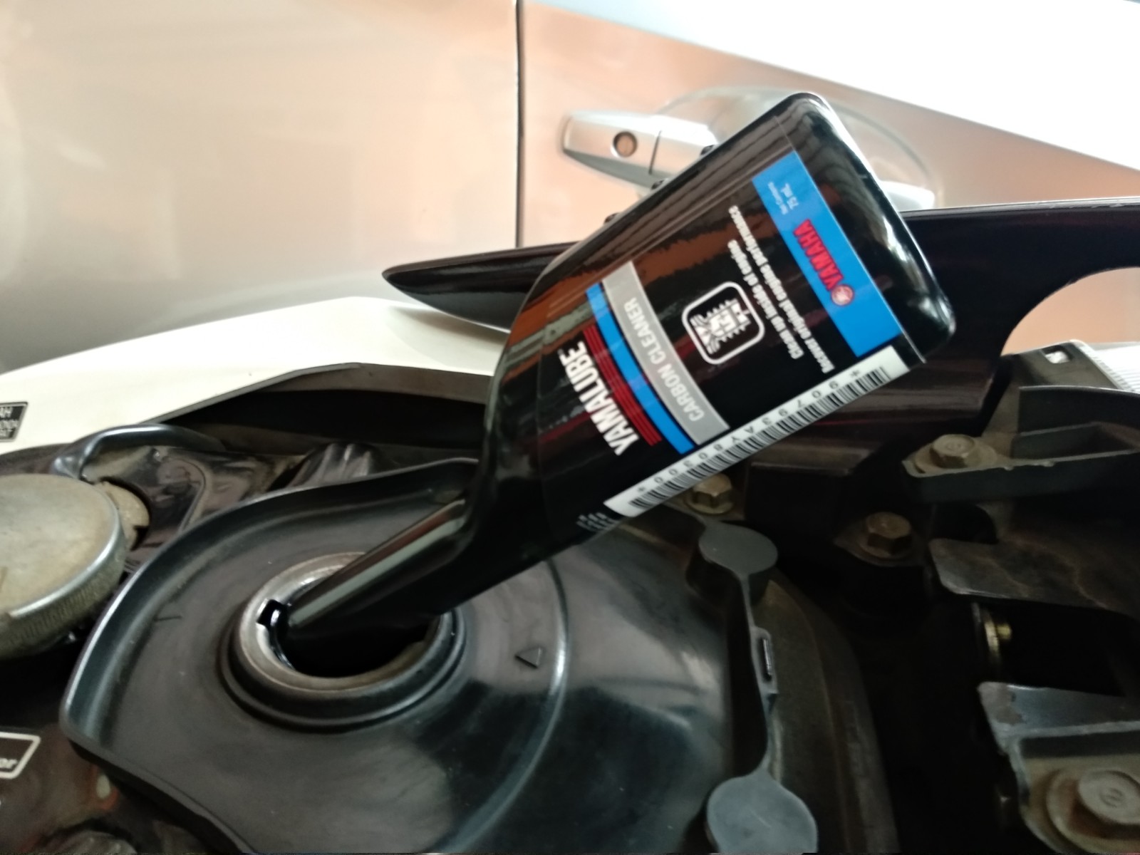 Review-Yamalube-Carbon-Cleaner