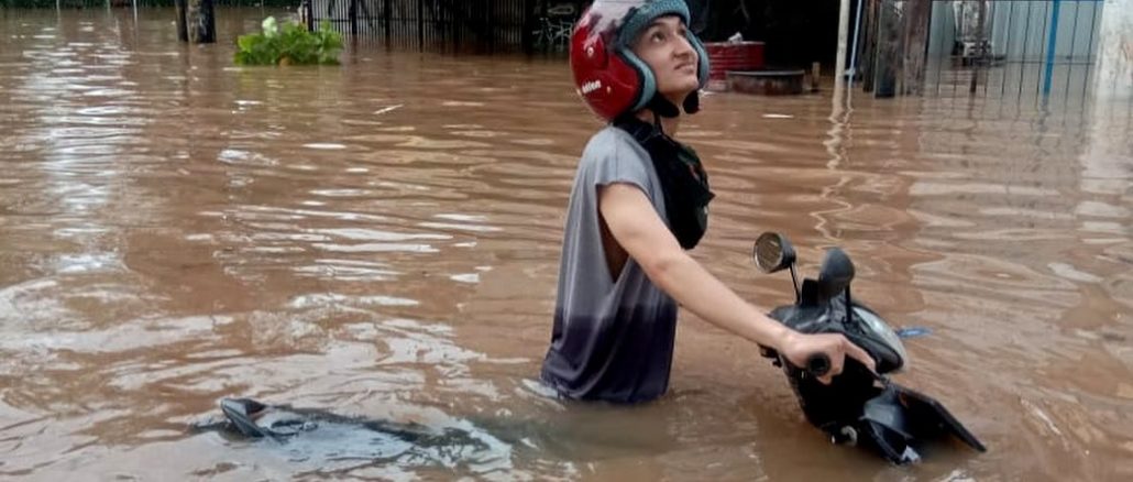 Jangan-Langsung-Hidupkan-Motor-Setelah-Terendam-Banjir