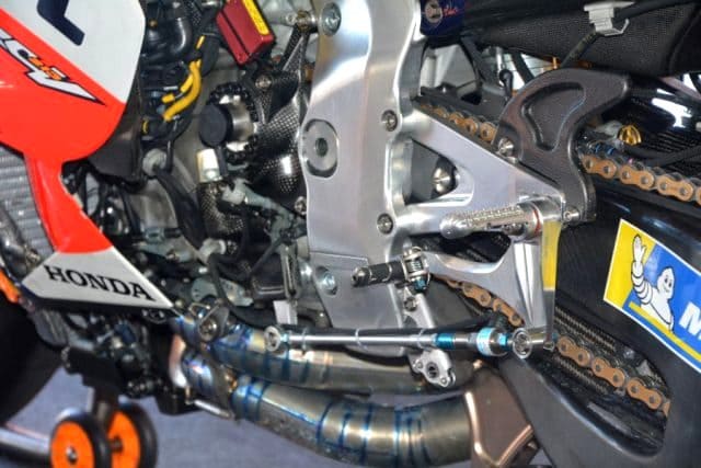 Motor-MotoGP-Bahan-Bakunya-Ternyata-Alumunium-dan-Serat-karbon