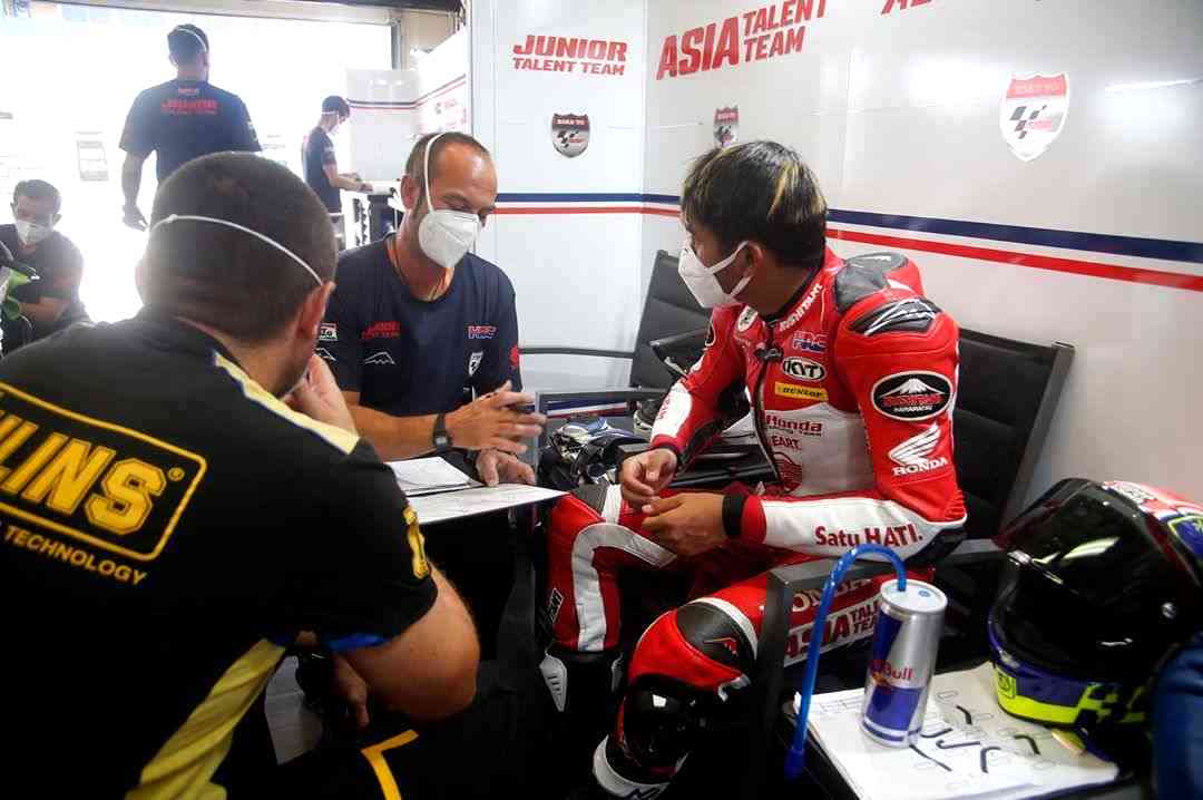 Mario-Suryo-Aji-Alami-Crash-dan-Tangan-Kirinya-Patah-di-Jerez