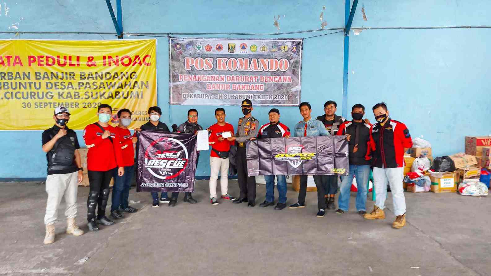 Bantuan-Sosial-ke-Korban-Banjir-Sukabumi-Oleh -ARCI_1_1