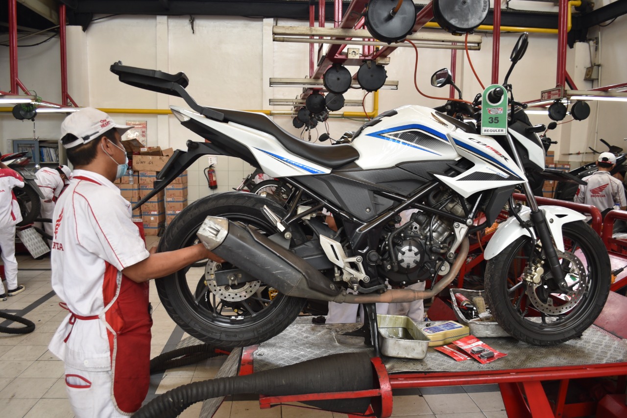 Cek Kondisi Sepeda Motor Usai Liburan Natal dan Tahun Baru