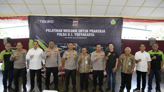 Tekiro dan Polda DIY Bekali Masyarakat Prakerja dengan Pelatihan Mekanik di Yogyakarta