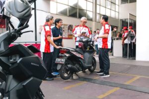 Hari Pelanggan Nasional, Konsumen Motor Honda Dapat Banyak Kejutan