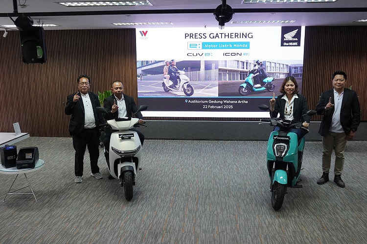 Honda Hadirkan Sepeda Motor EV ICON e dan CUV e untuk Pasar Jakarta-Tangerang