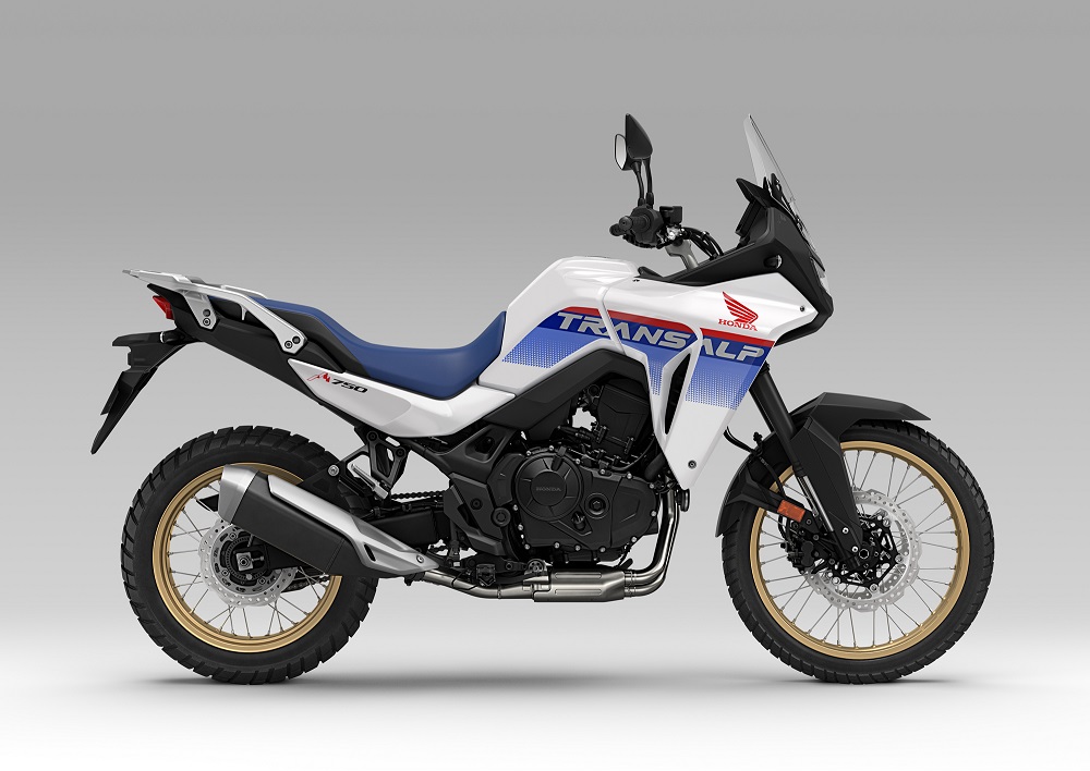 Honda XL750 Transalp Terbaru Siap Temani Setiap Eksplorasi di Segala Medan_Transalp XL750_Honda Tricolor_2025