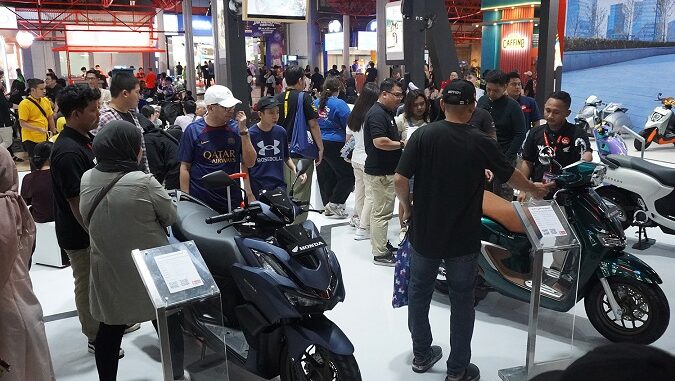 Jakarta Fair Kemayoran 2025 Jangan Lewatkan Booth Honda dengan Segudang Kejutan dan Promo Menarik! (6) Jakarta Fair Kemayoran 2025 Jangan Lewatkan Booth Honda dengan Segudang Kejutan dan Promo Menarik! (6)