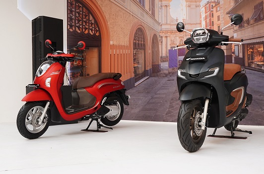 Lebih dari 5.000 Motor Honda Terjual di JFK, Vario Series Rajai Penjualan (2) Lebih dari 5.000 Motor Honda Terjual di JFK, Vario Series Rajai Penjualan (2)