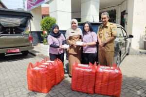 Wahana Gerak Cepat Bantu Korban Banjir dengan Logistik Makanan (1)