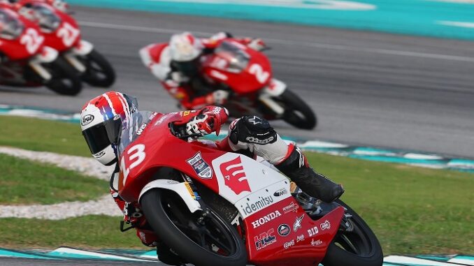 Prestasi Mentereng Pebalap Muda AHM di Sepang International Circuit (2) Prestasi Mentereng Pebalap Muda AHM di Sepang International Circuit (2)