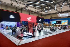ADV160, Motor SUV Stylish yang Siap Mencuri Spotlight di IMOS 2025 (2)