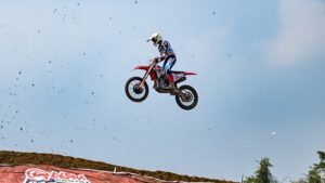 Crosser AHRT Terus Melesat, Arsenio Sukses Ukir Prestasi di Seri Wonosobo (2)