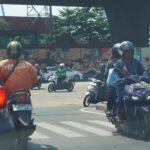 Tips Aman Berkendara 5 Hal yang Harus Diketahui Pengendara Wanita (1)