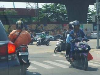 Tips Aman Berkendara 5 Hal yang Harus Diketahui Pengendara Wanita (1)