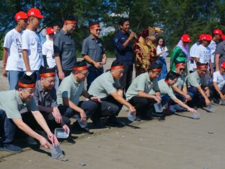 Yayasan AHM Tanam 16.000 Mangrove dan Lepas Tukik di Sumatera Barat (1)