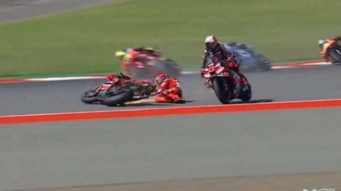 Marquez Jatuh di Mandalika, Tapi Minta Fans Jangan Salahkan Bezzecchi!