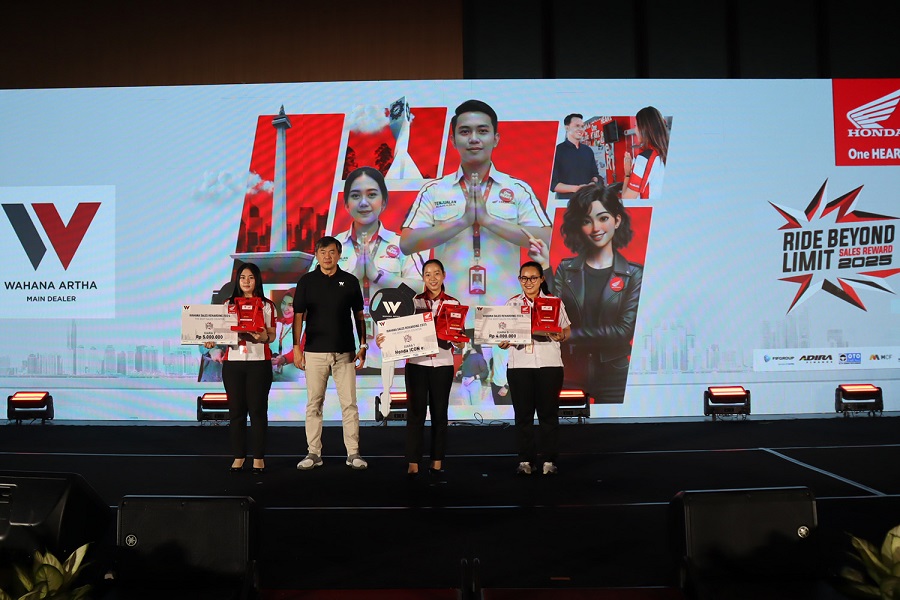 Sales Terbaik Dihadiahi Tiga Motor Honda di Wahana Sales Rewarding 2025 (2)