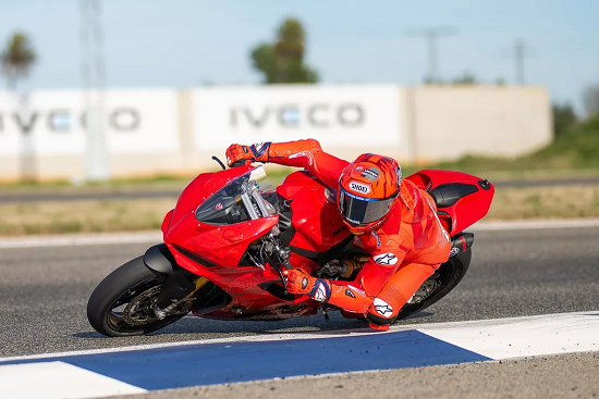 Akhirnya Kembali ke Atas Motor, Marc Marquez Akui Sangat Bahagia (11)