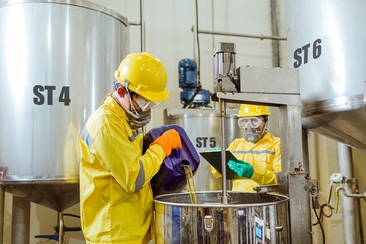 Solar B40 Makin Luas Digunakan, Ini Tantangan dan Solusi bagi Mesin Diesel Industri (1)