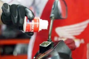 Jangan Tunggu Rem Bermasalah, Kenali Pentingnya Ganti Minyak Rem (2)