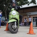 Sinergi WOM Finance dan WMS Tingkatkan Wawasan Safety Riding Siswa SMK (2)