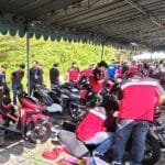 Tekiro Bersama ITS Surabaya Berikan Servis Gratis dan Pelatihan Otomotif bagi Masyarakat